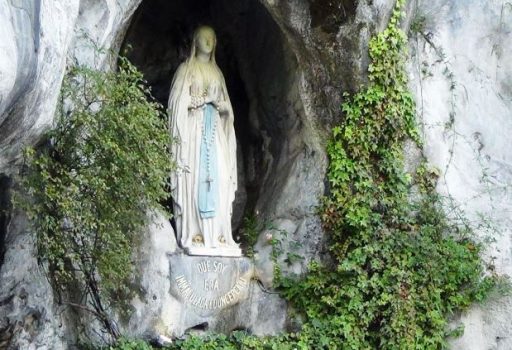 Lourdes Lourdes